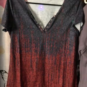 Short sleeve shirt color red with black size m